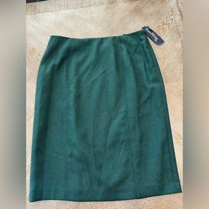 NWT Evan-Picone Emerald Green Front Slit Skirt Sz 12 Lined Side Zip Waist 34”